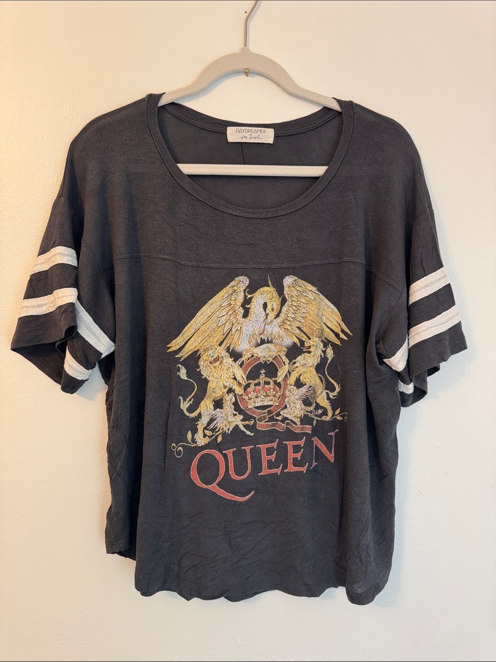 Daydreamer Queen Graphic Black Short Sleeve Tee